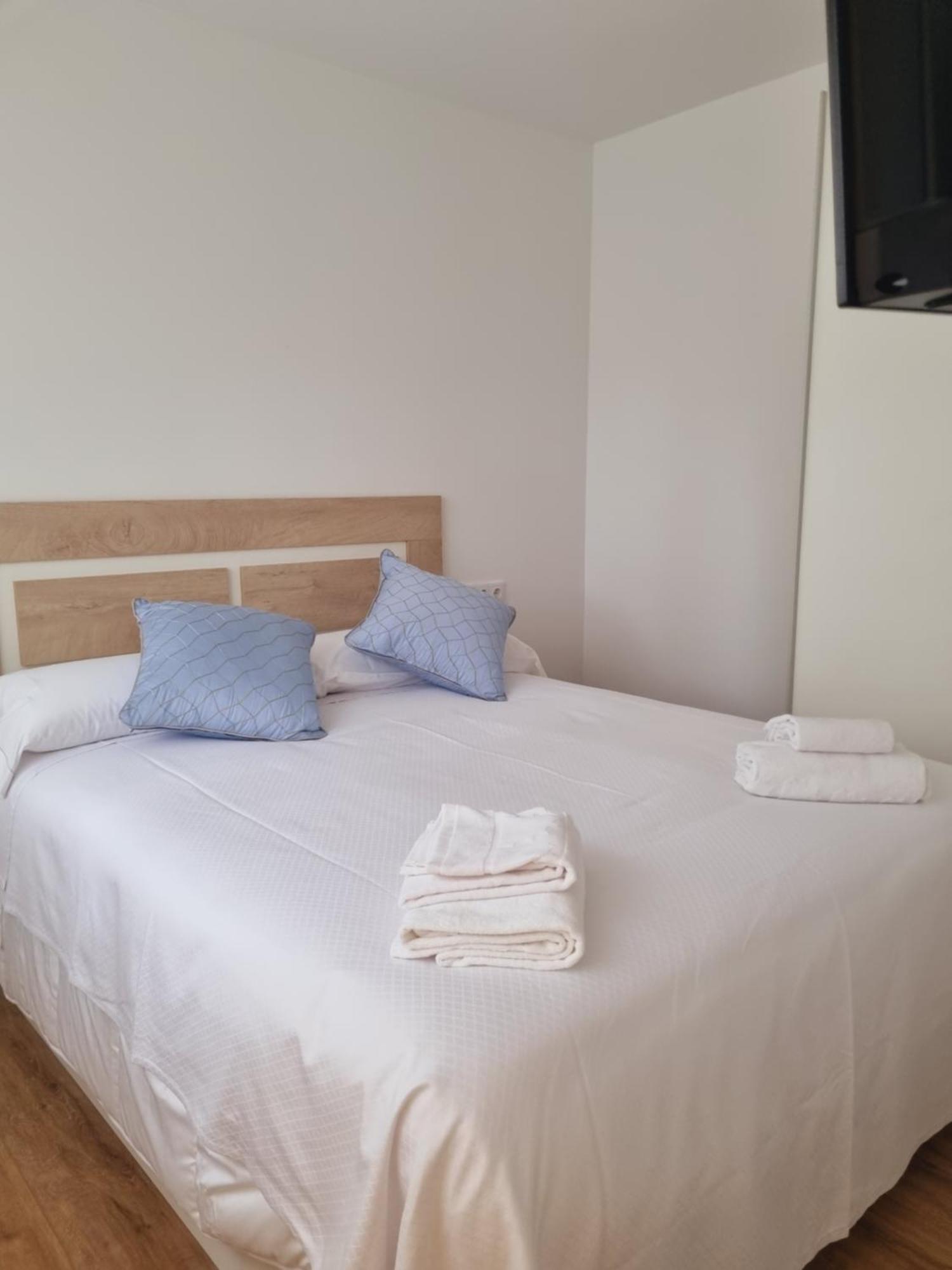 Maile Apartamentos Потес Номер фото