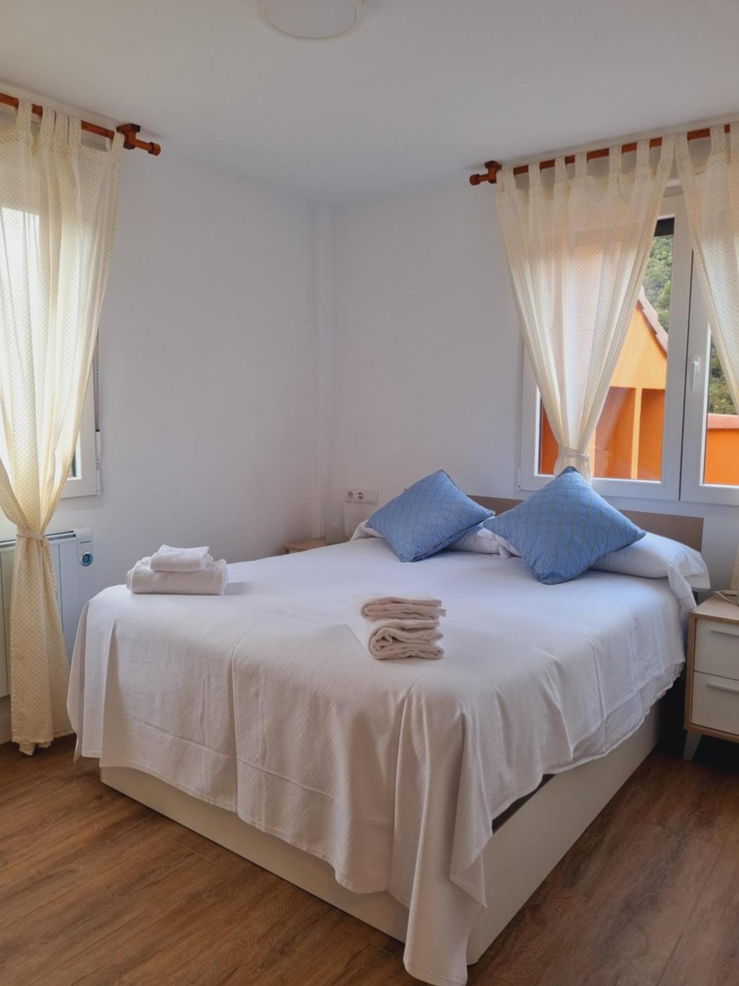Maile Apartamentos Потес Номер фото